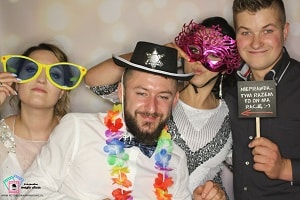 fotobudka_na_wesele-wynajem_fotobudki